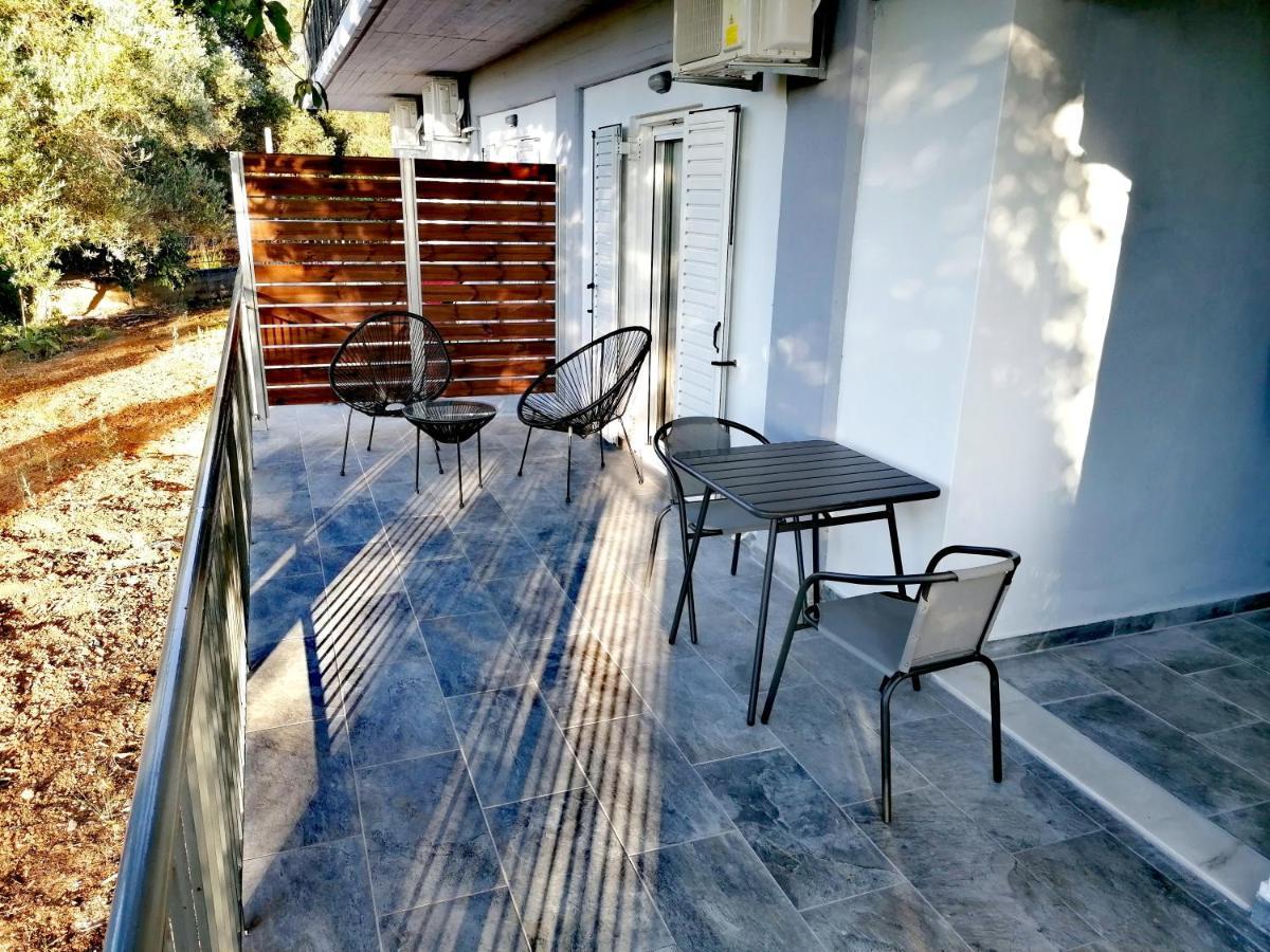 Alexander Apartments Szpartiá Kültér fotó